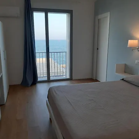 Azzurromare *