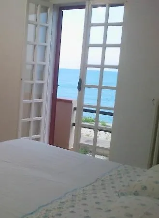 Azzurromare Bed & Breakfast *