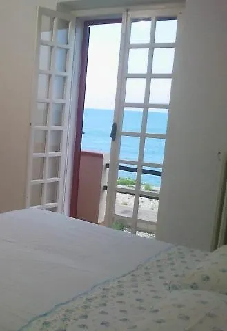 Azzurromare Bed & Breakfast 3*